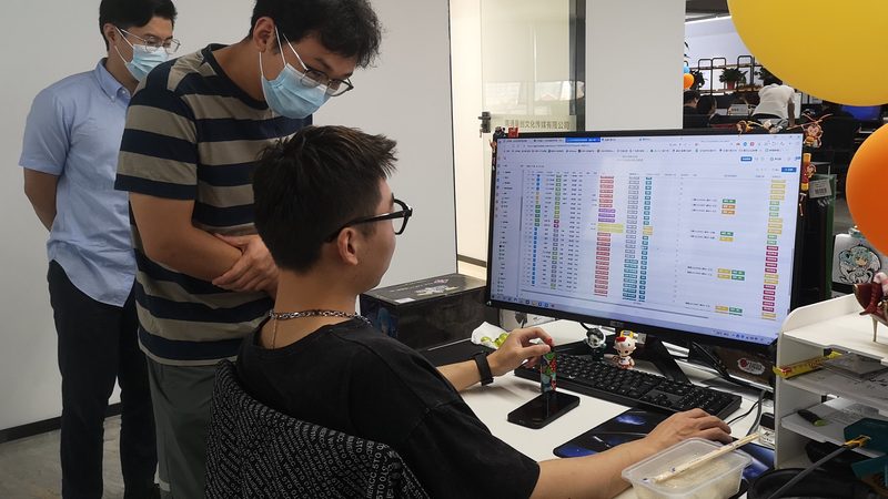 服装短视频代运营按效果收费：揭秘行业新模式